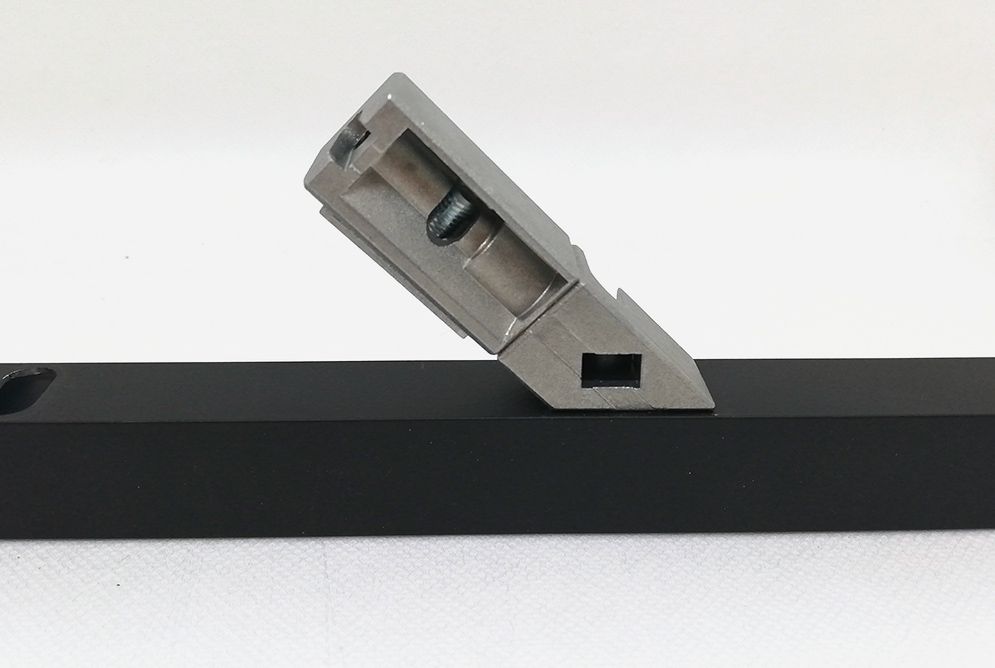 Giunto 1 via scomparsa 45° innesto diretto